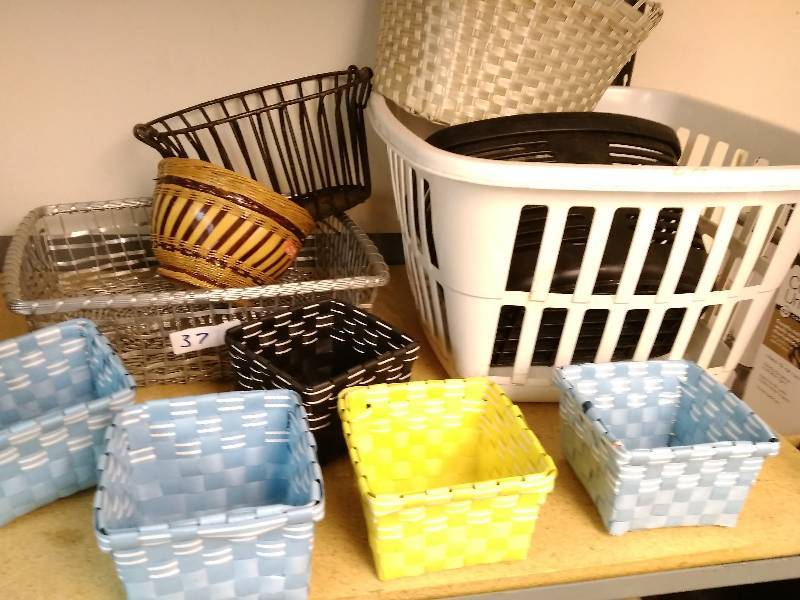 Basket Lot