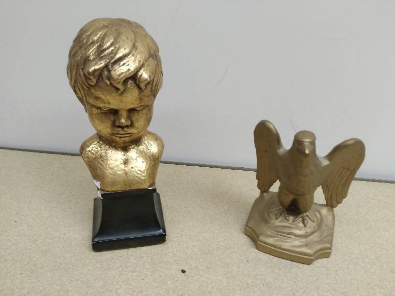 lot 43 image: Gold Colored Bust of Gold Eagle