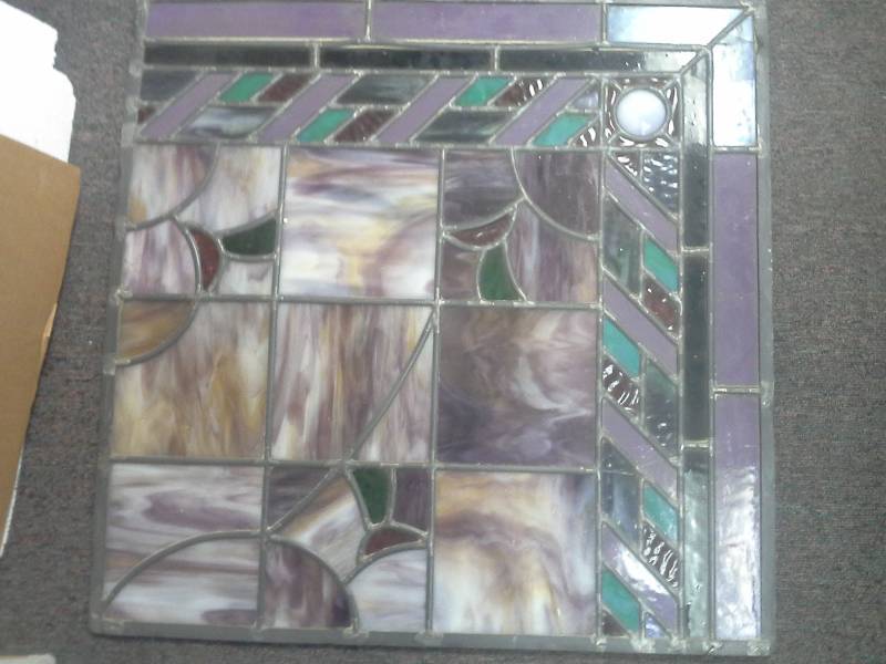 lot 25 image: Stain Glass and Leaded Glass(3)