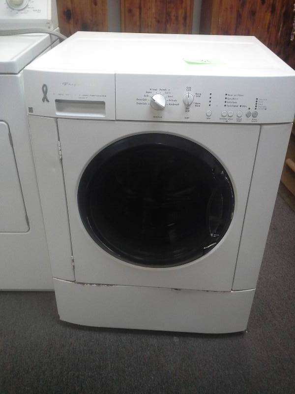 lot 31 image: Frigidaire Washer