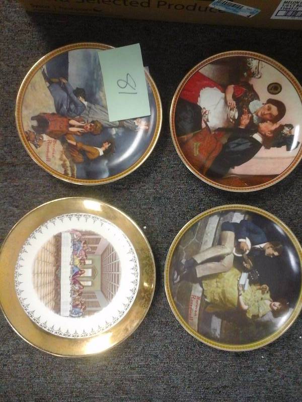 lot 81 image: Collectors Plates(4)