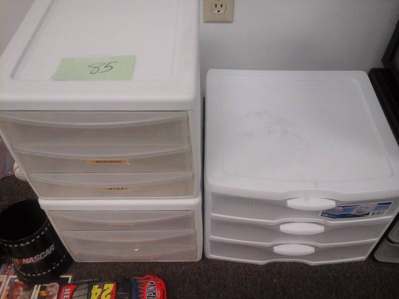 lot 85 image: Plastic Storage Drawers(3)
