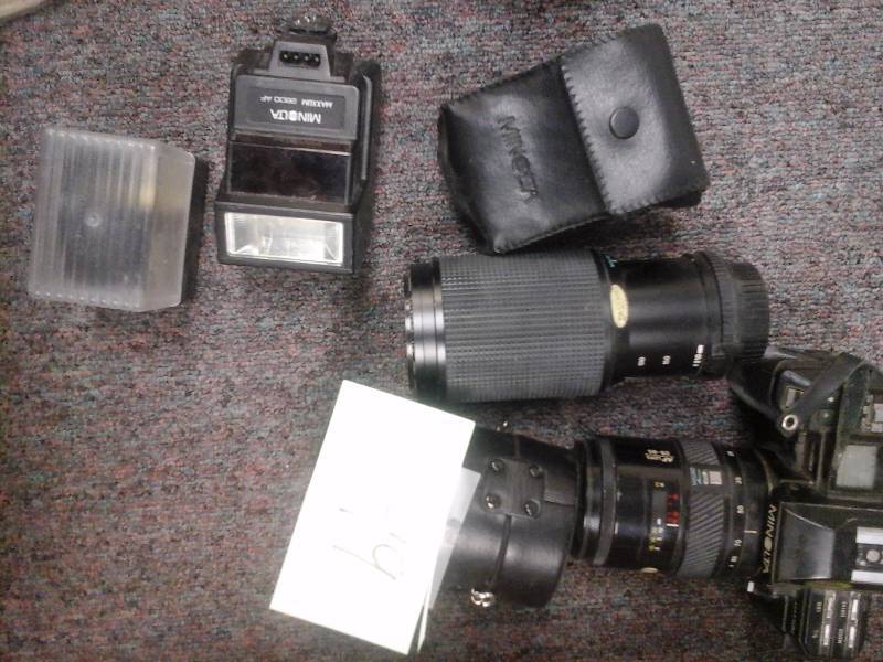 lot 99 image: Minolta Maxxum 7000 Camera