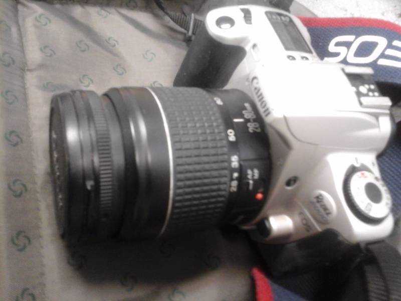 lot 102 image: Minolta X-700 Camera