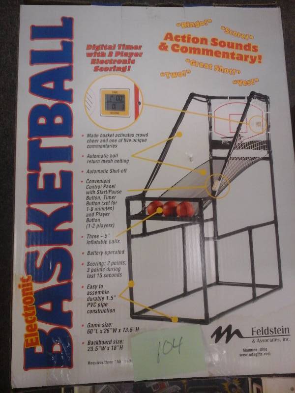 lot 104 image: Electronic Basketball Game
