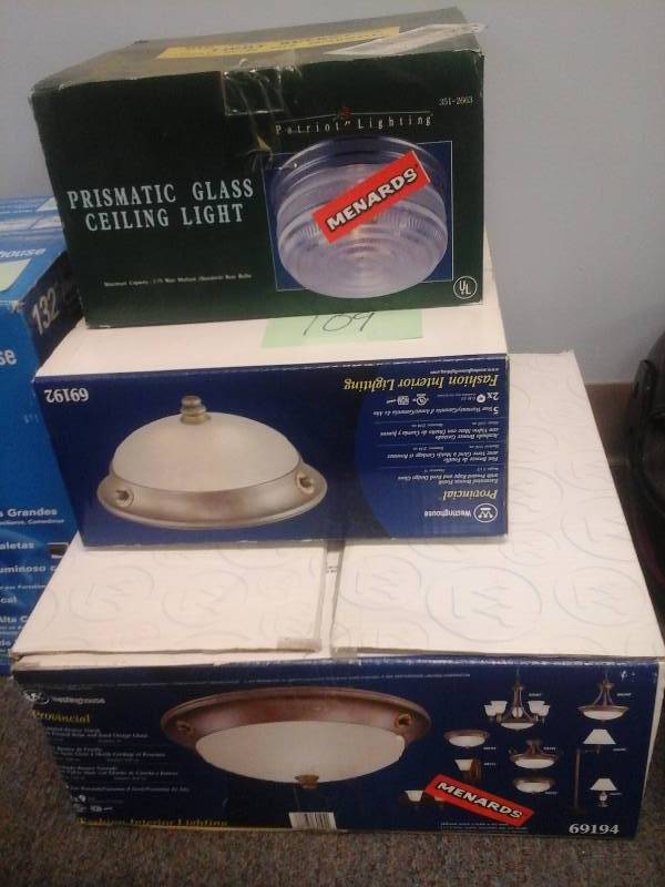 lot 109 image: Ceiling Lights(3)