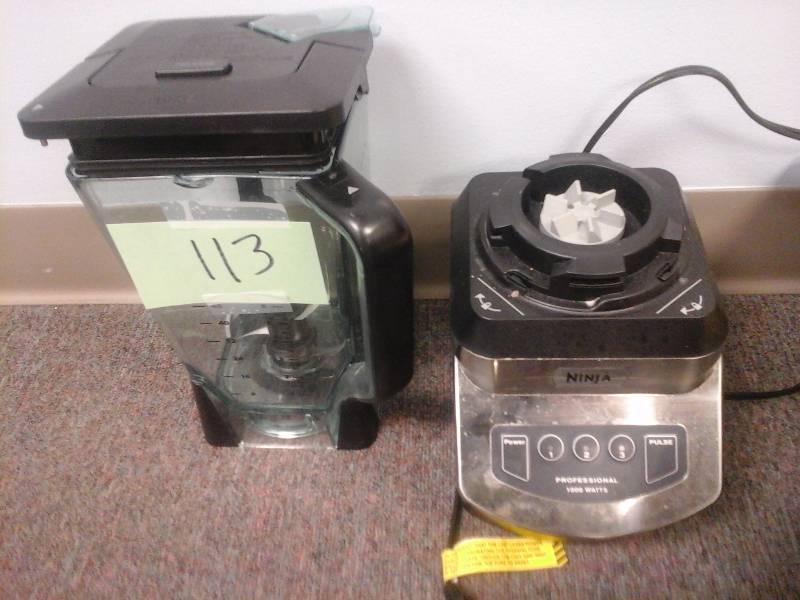 lot 113 image: Ninja Professional Blender