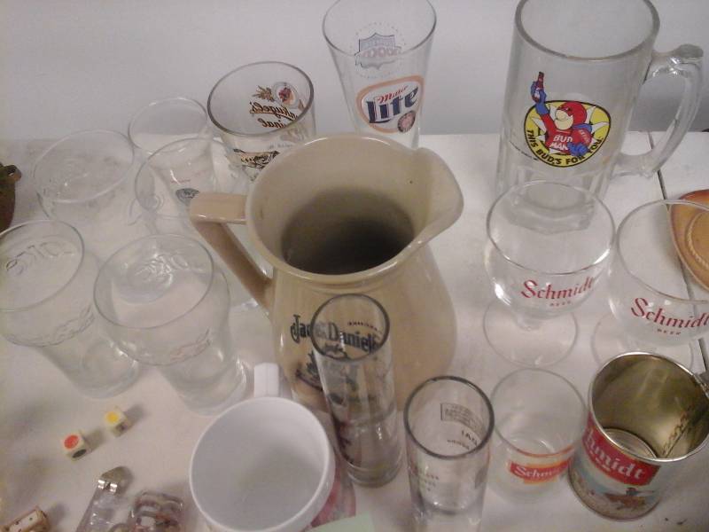 lot 68 image: Beer Drinkers Delight