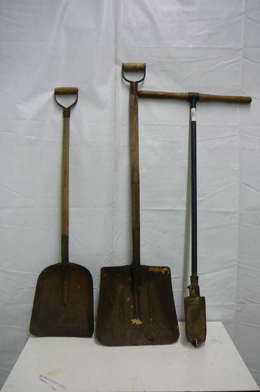 Post-Hole Digger & Shovels