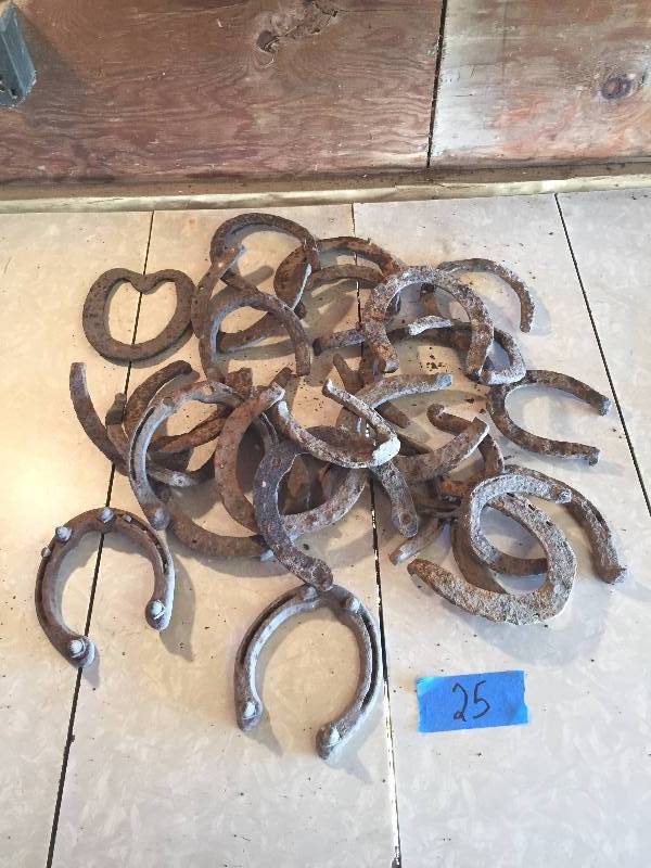 HUGE LOT OF VINTAGE HORSE SHOES