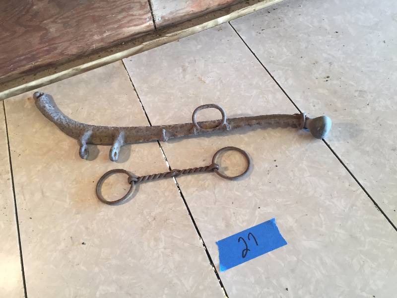 ANTIQUE HORSE HARNESS HALF AND OTHER