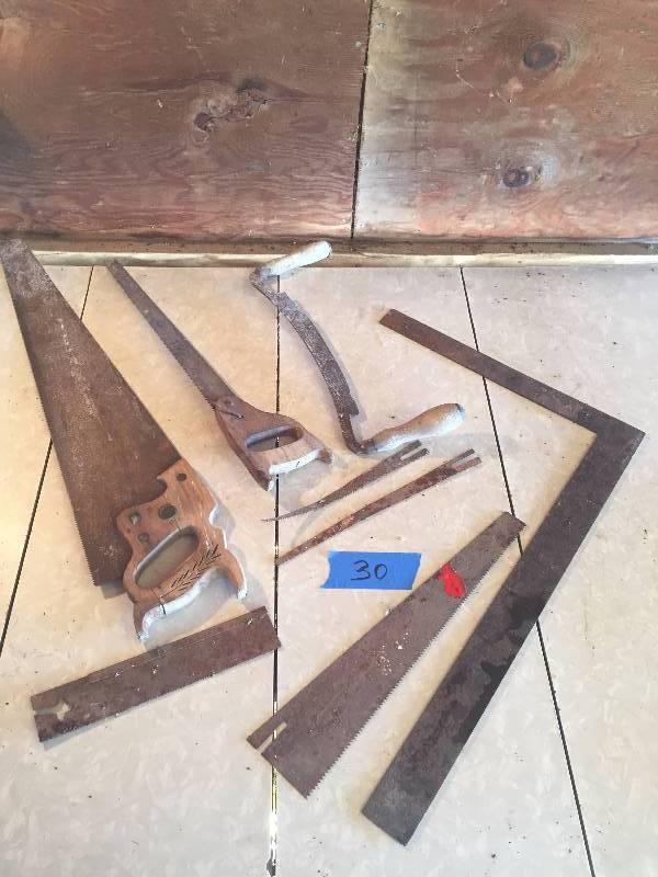 ANTIQUE SAW WITH EXTRA BLADES