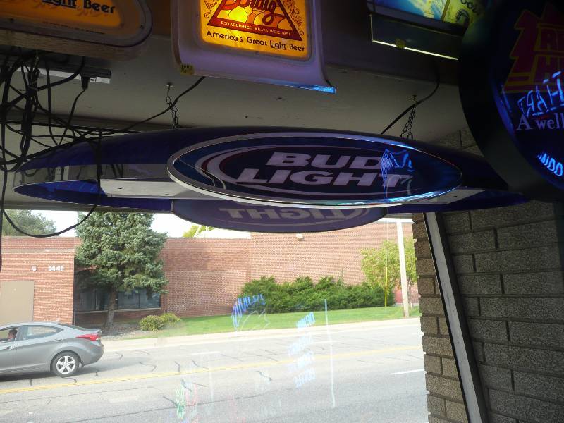 lot 20 image: BUD LIGHT POOL TABLE LIGHT