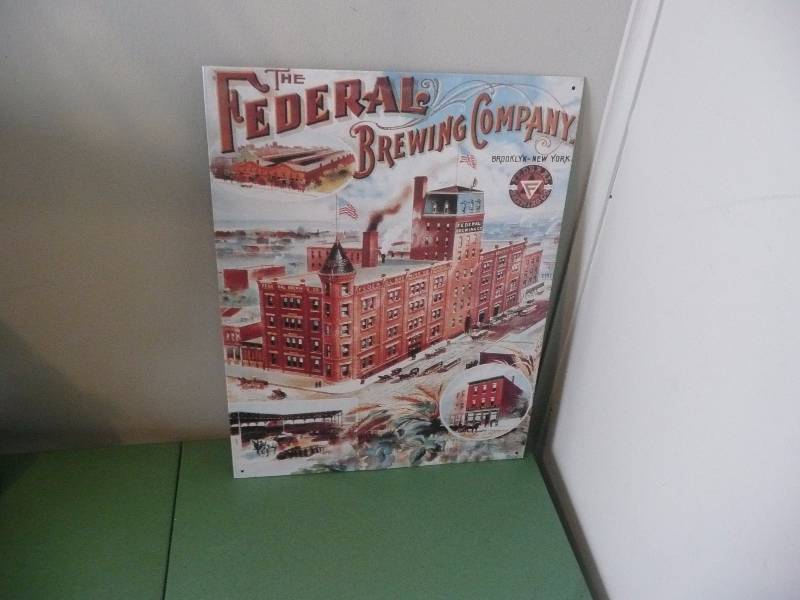 lot 31 image: THE FEDERAL BREWING CO TIN