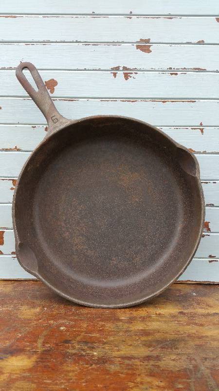 Sold at Auction: 4- Cast Iron Skillets