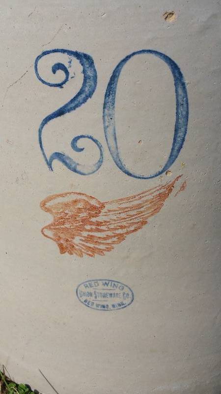lot 73 image: 20 Gallon Antique Red Wing Crock