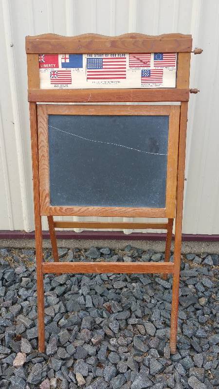 lot 96 image: Antique Childes Chalk Board