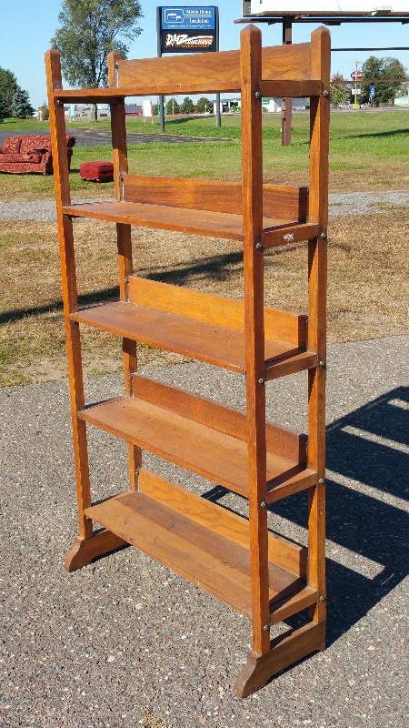 lot 9 image: Antique Free Standing Oak Shelf