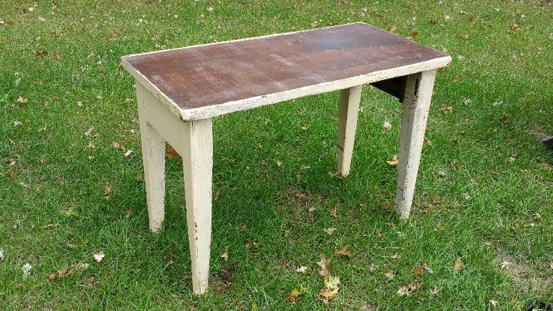 lot 153 image: Primitive Refectory Table