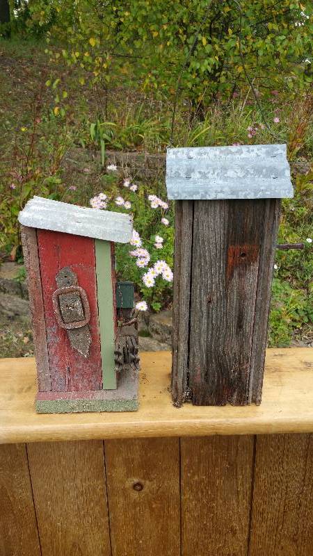 lot 43 image: Custom Made Rustic Artistic Bird Houses
