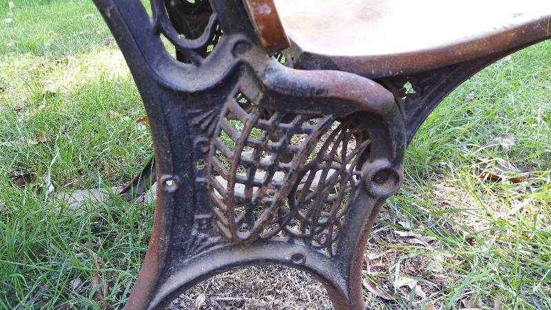 lot 24 image: Antique Cast Iron & Wood Student Desks