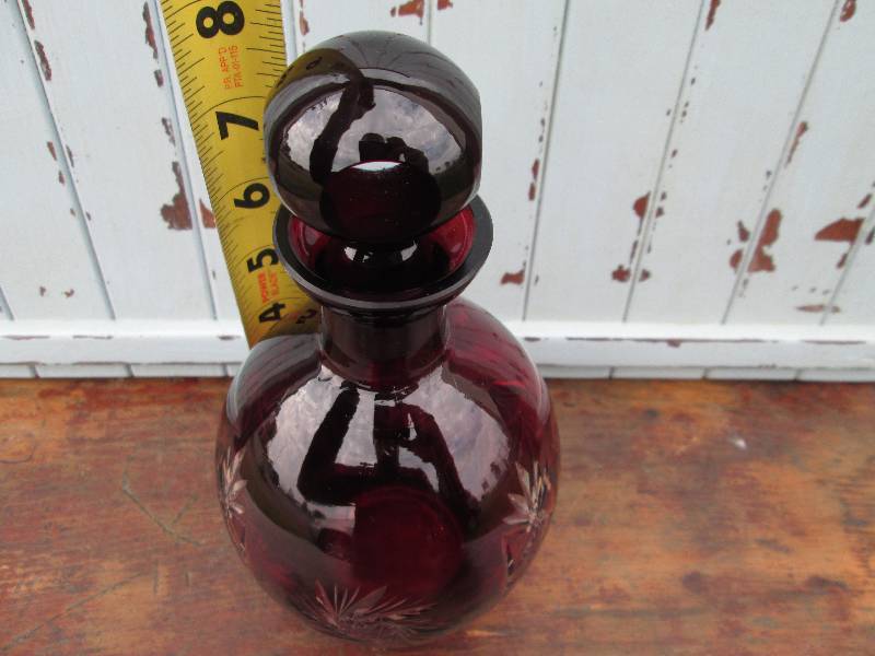 lot 134 image: Ruby Glass Decanter