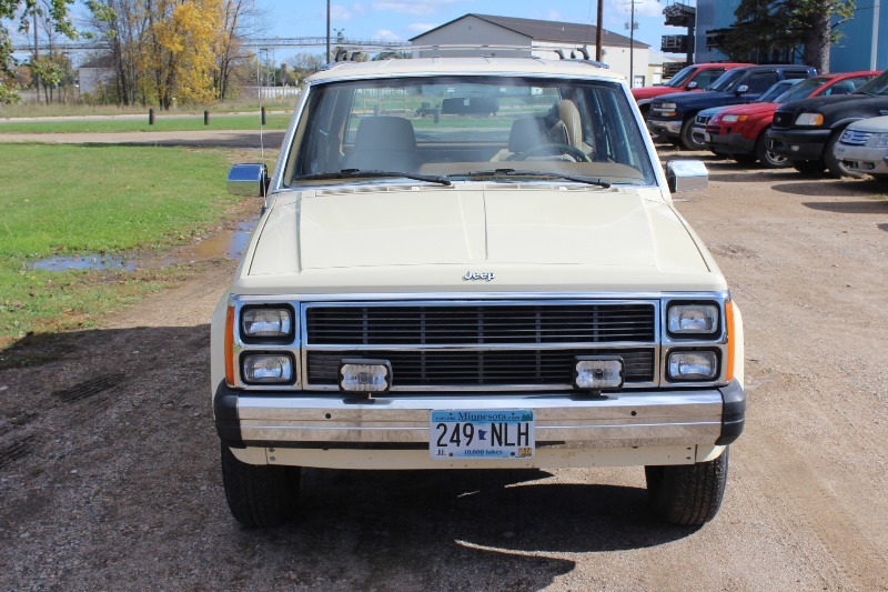 1986 Jeep Wagoneer - 97,151 Original Miles