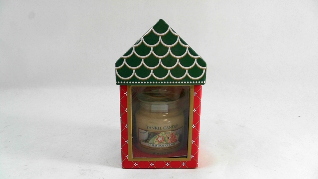 lot 219 image: Yankee Candle Decorative Candle, Christmas Cookie