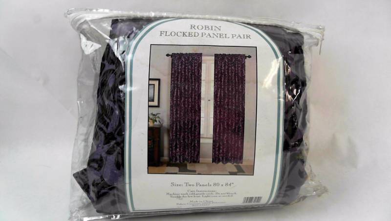 lot 275 image: Robin Flocked Panel Pair. 80x84