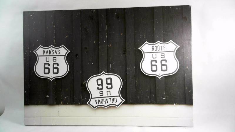 lot 603 image: Route 66 Art Canvas