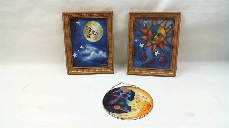 lot 22 image: Sun and Moon Art Collection 3 Pieces