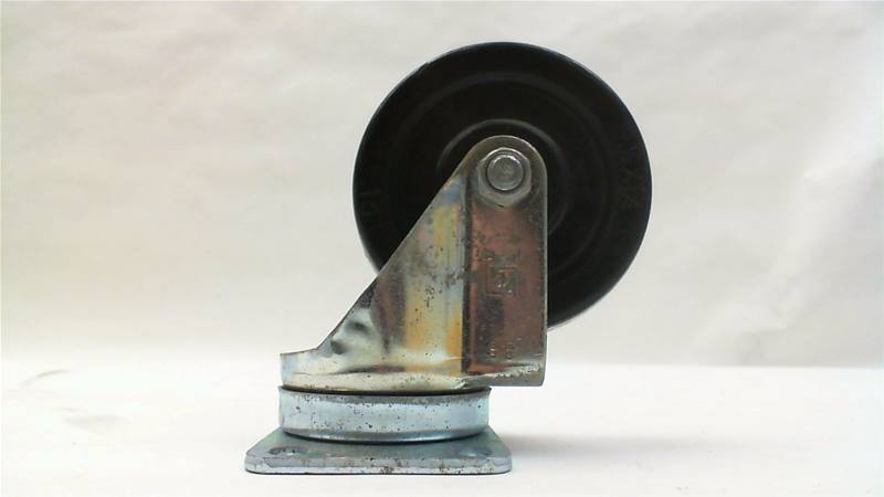 lot 33 image: PPI K.C 35 3-12 x 1-14 Caster wheels Box of 19