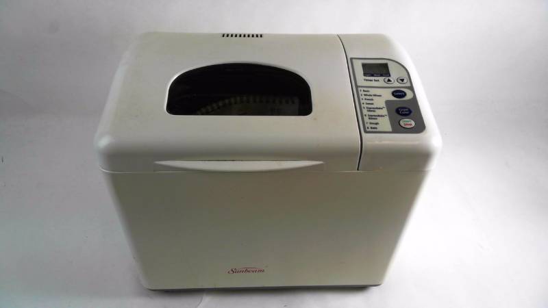 lot 290 image: Bread Maker Machine Sunbeam wmanual