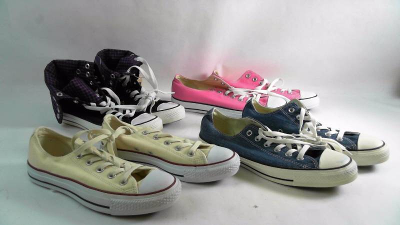 lot 302 image: 4 Pair Converse shoe lot - Sizes in description All Sizes Written in Mens (add 2 for womens)