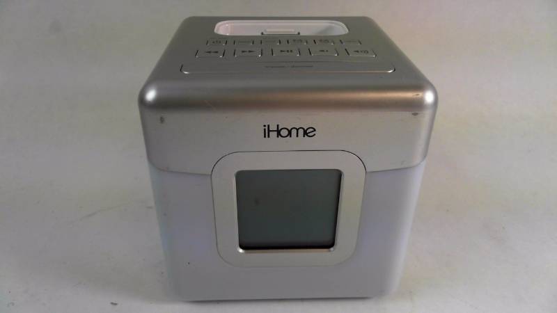 lot 312 image: IHome Ipod Dock IP18