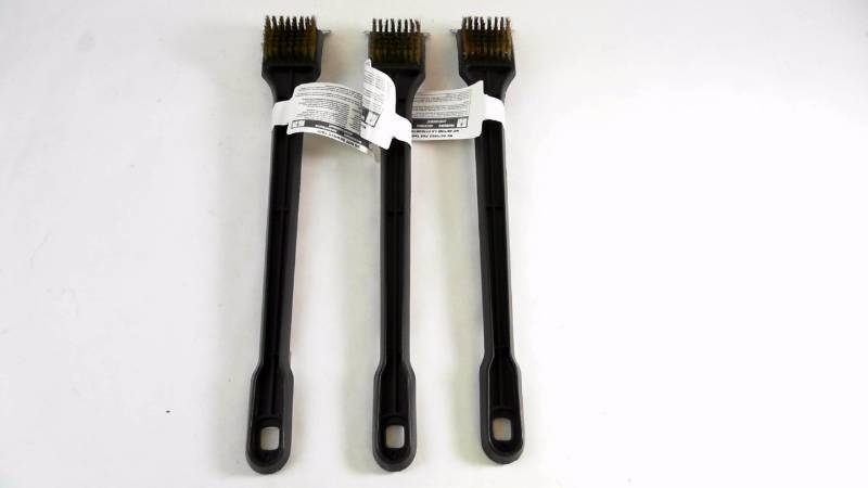 lot 314 image: Barbeque Grill Brush Cleaner 3 pack