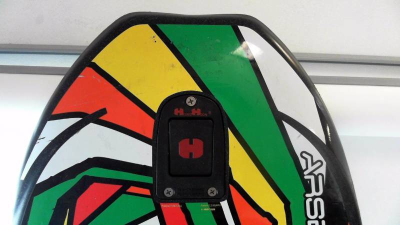 lot 358 image: Hydro Hook Knee Board