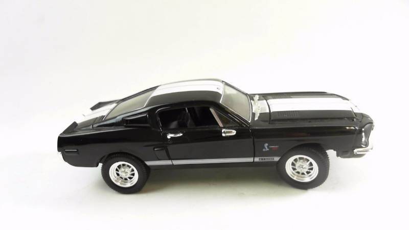 lot 659 image: DieCast 1x24 Shelby