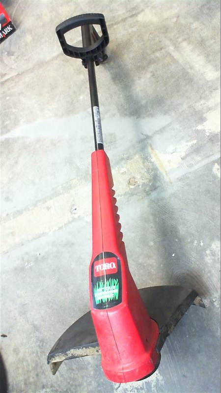 lot 61 image: Toro 14 Electric Trimmer weed wacker
