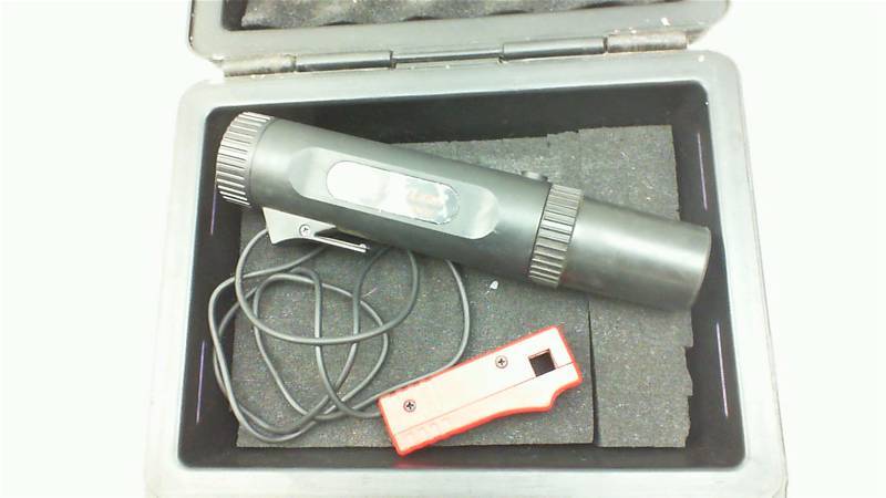 lot 80 image: Flaming River FR1001 Single Wire Timing Light In Case