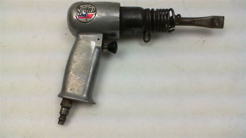 lot 136 image: Campbell Hausfeld Air Impact Wrench 34