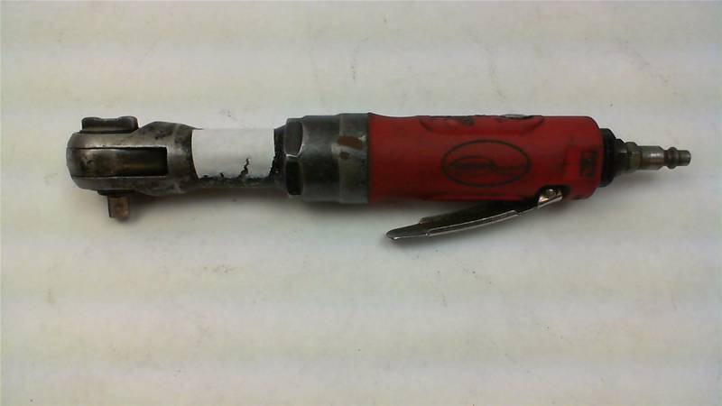 lot 140 image: D432 Northern Industrial Tools 3 8 Drive Pneumatic 90 Degree Socket Wrench Tool