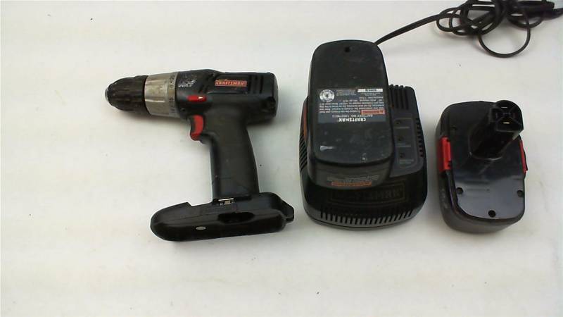 lot 142 image: Craftsman 315.116400 19.2V 38 Cordless DrillDriver