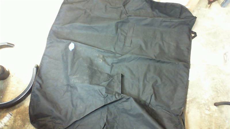 lot 153 image: Dickies Who-Rae Australia Black Bench Seat cover for Trucks