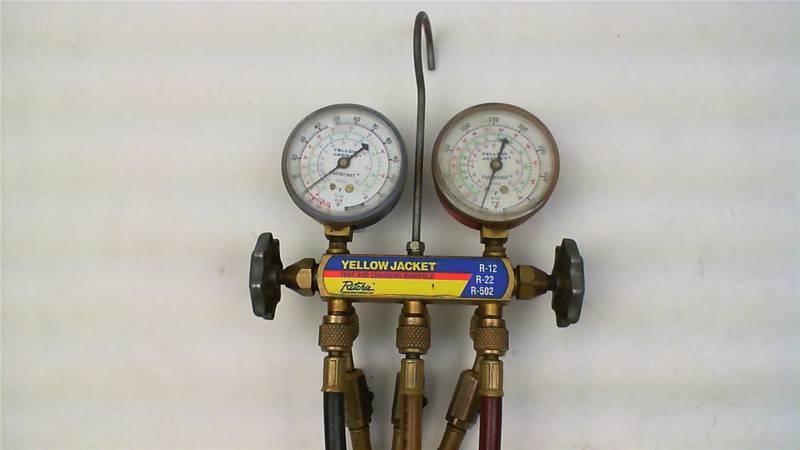 lot 162 image: Yellow Jacket Test Charging Manifold Ritchie R12 R22 R502 Flutterless Usa and Hoses