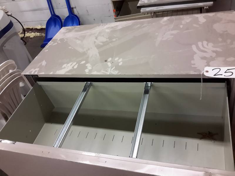 3 drawer, Horizonal, FIREPROOF, File cabinet..