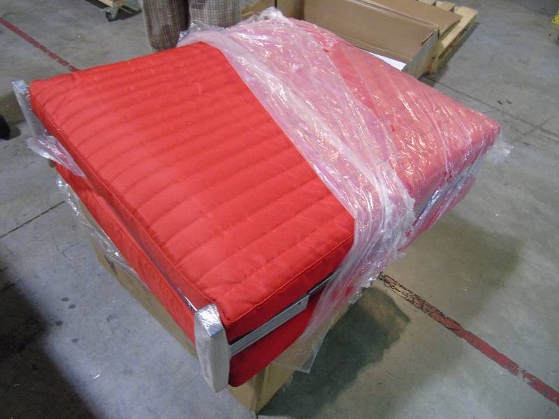 lot 1 image: alcove Folding Rollaway Bed - Red Color
