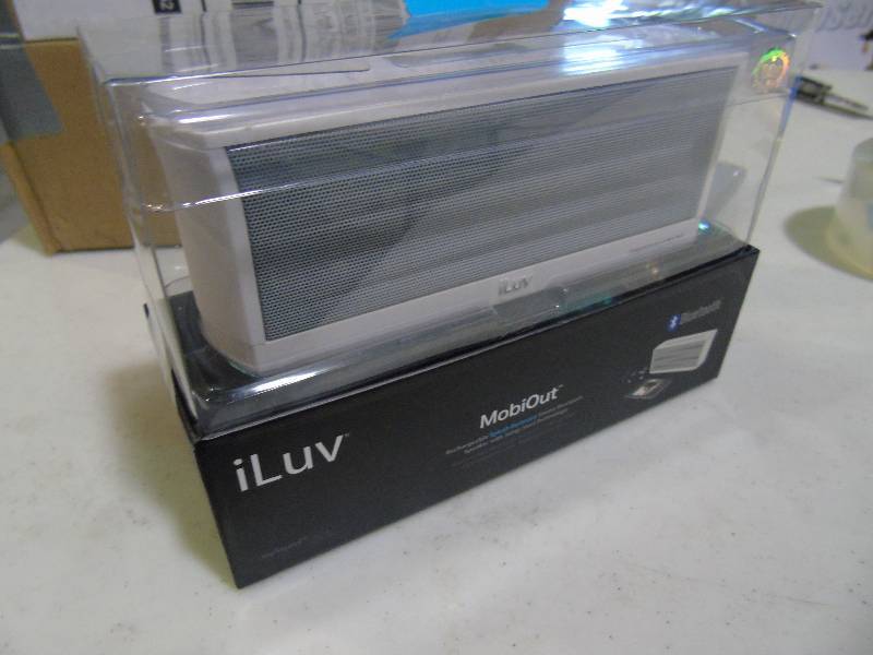 lot 52 image: iLuv MobiOut Splash-Resistant Bluetooth Speaker