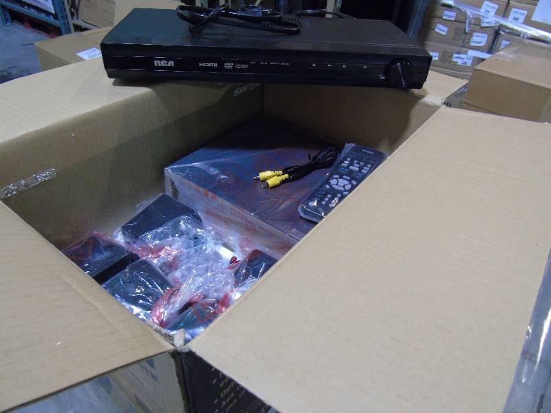 lot 70 image: RCA 600-Watt DVD Home Theater Sound System - Does not power on
