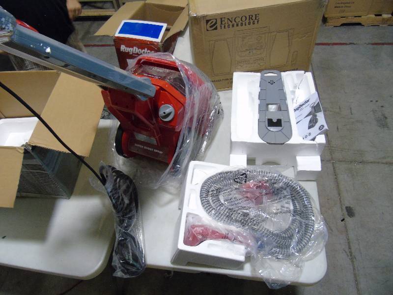lot 100 image: Rug Doctor Deep Cleaning Machine